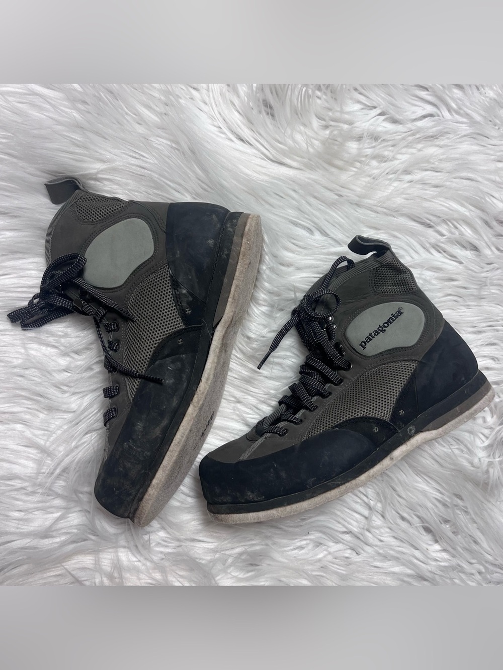 Patagonia Black & Gray High-Top fishing belt bottom  Boots